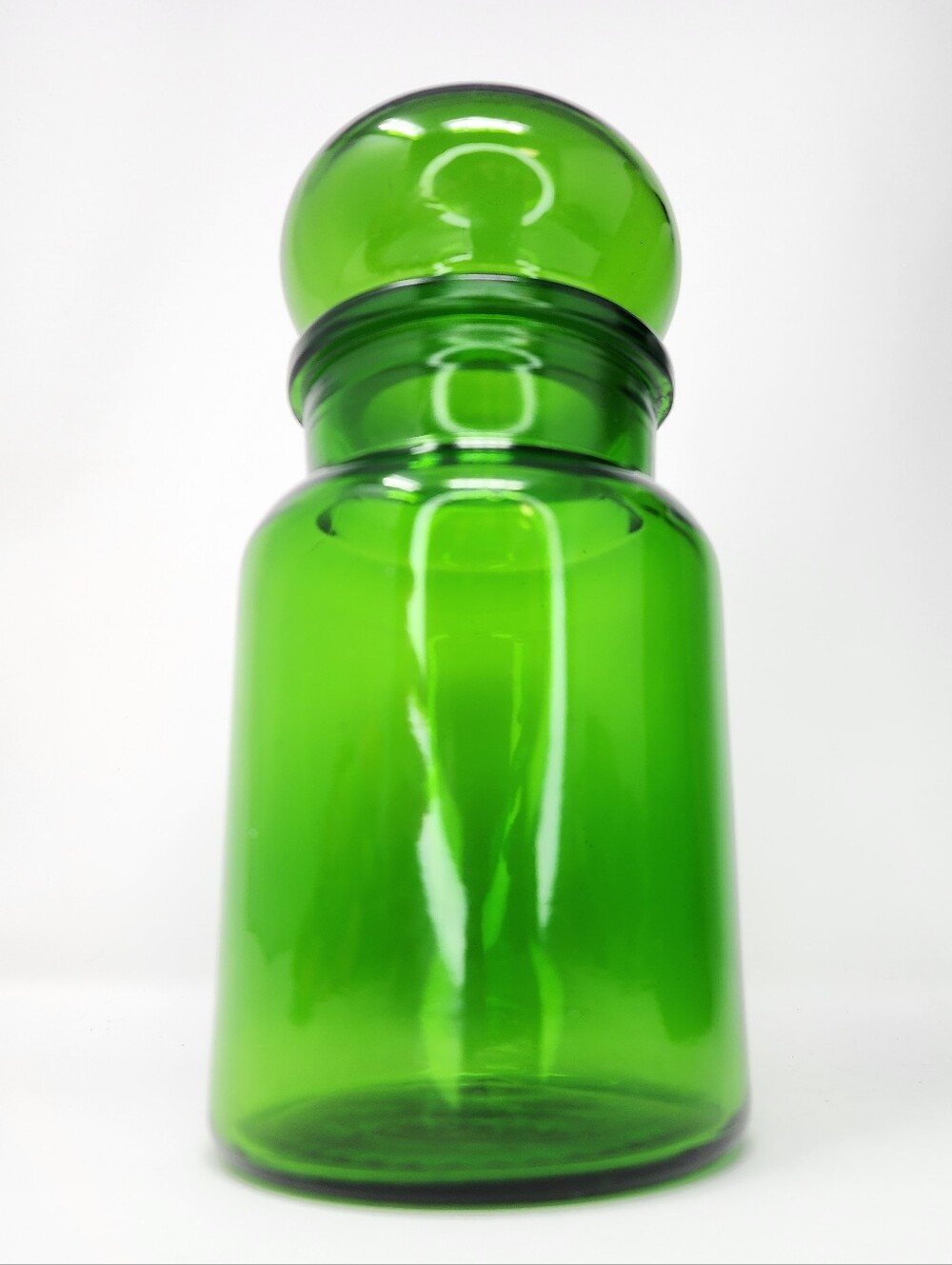 Vintage Green Glass Apothecary Storage Jar with Round Lid